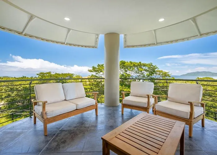Spacious Ocean View Condo, Luxury In La Perla *