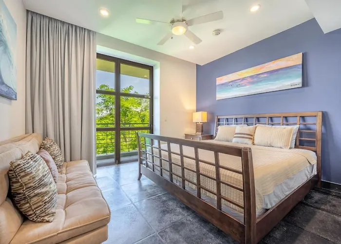 Spacious Ocean View Condo, Luxury In La Perla *