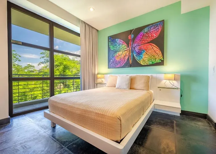 Spacious Ocean View Condo, Luxury In La Perla *