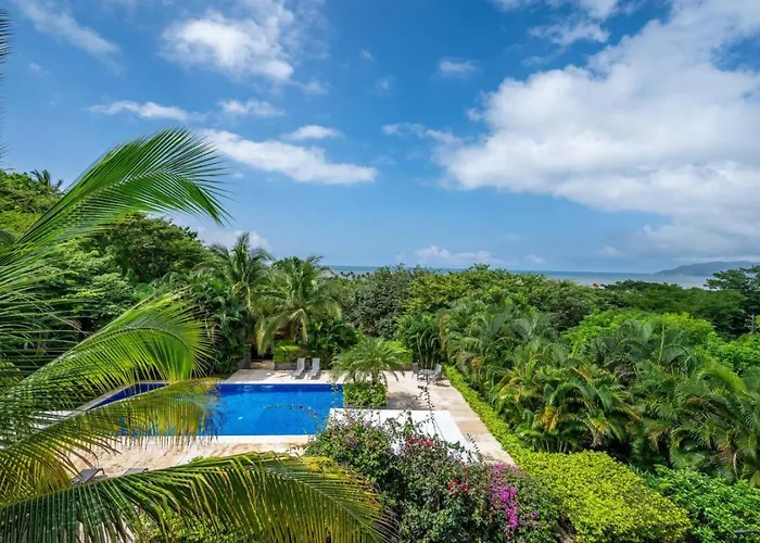 Spacious Ocean View Condo, Luxury In La Perla Hébergement de vacances